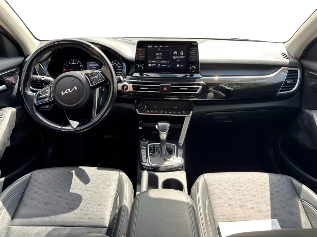 2023 Kia Seltos EX FWD Image principale