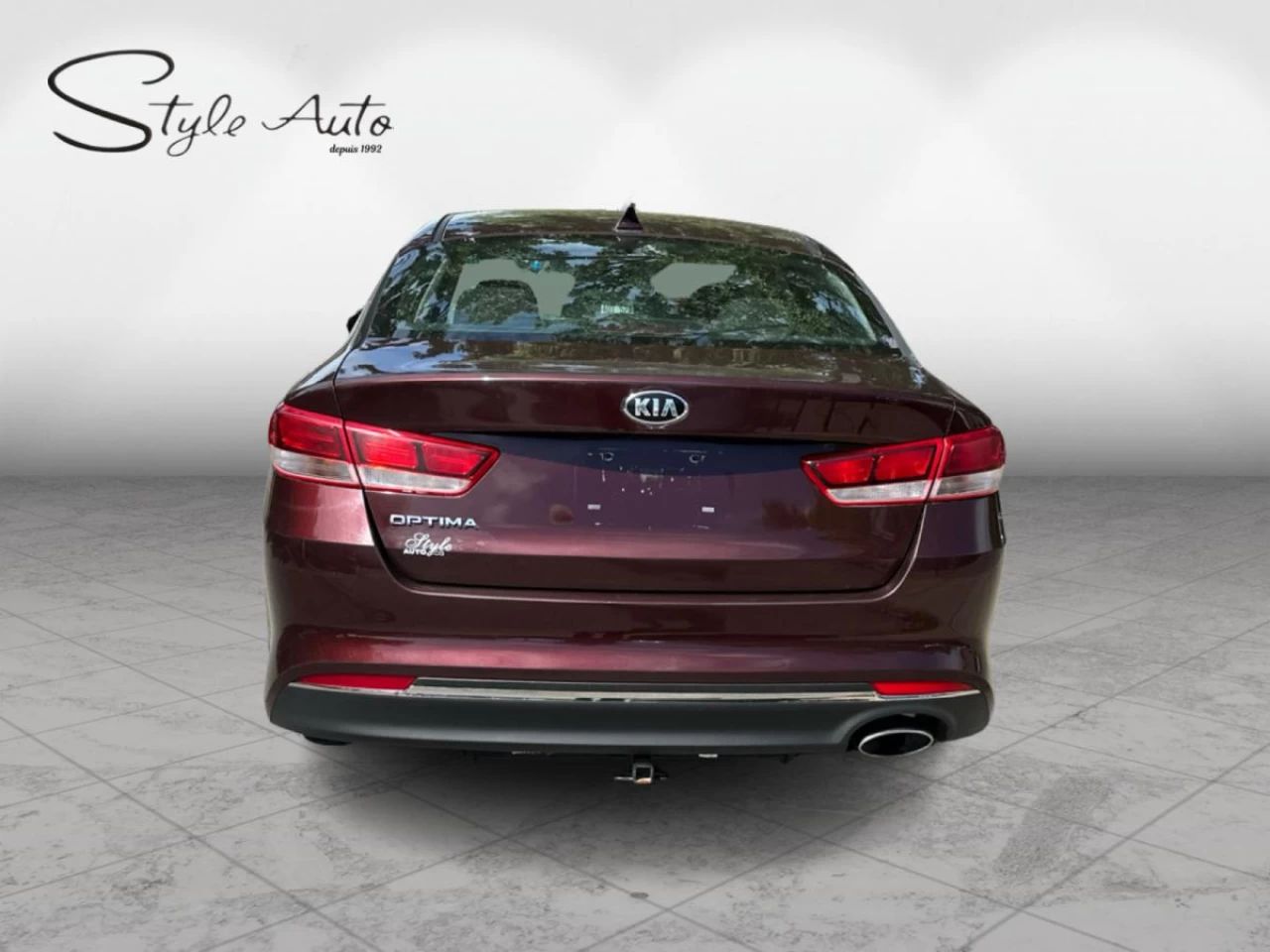 2016 Kia Optima 4dr Sdn LX+ Image principale