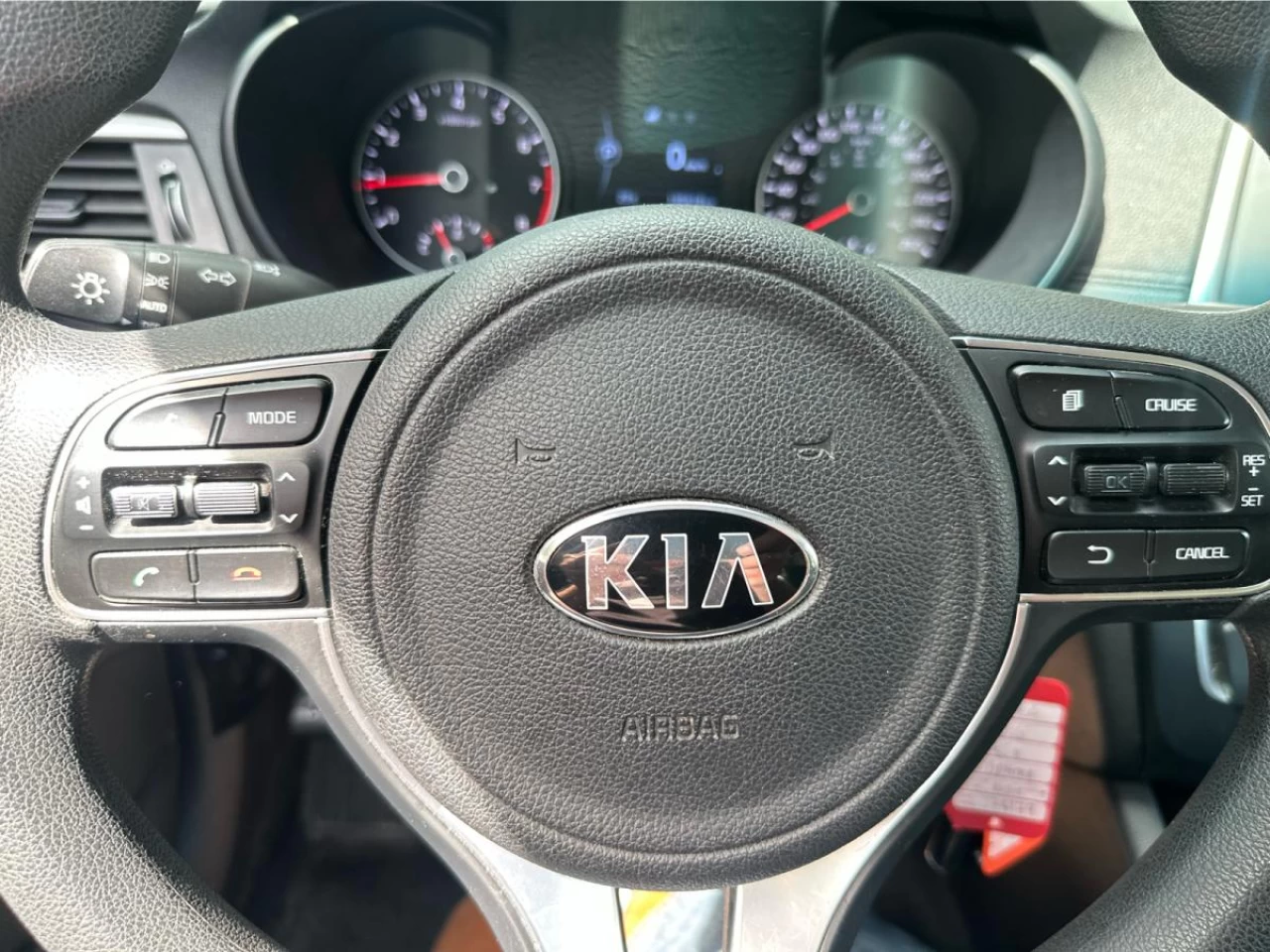 2016 Kia Optima 4dr Sdn LX+ Image principale