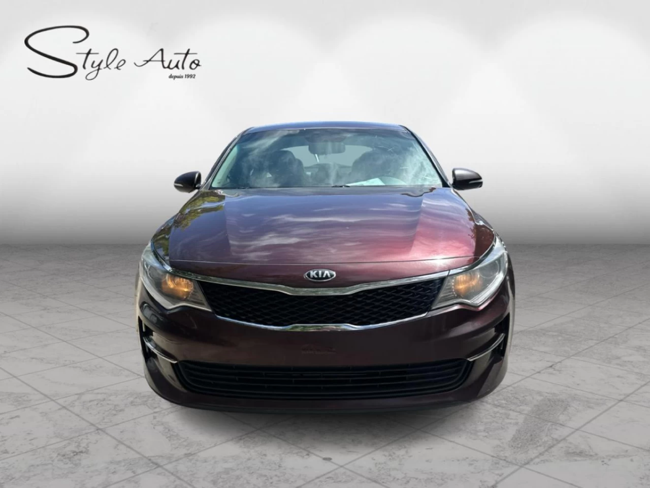 2016 Kia Optima 4dr Sdn LX+ Image principale