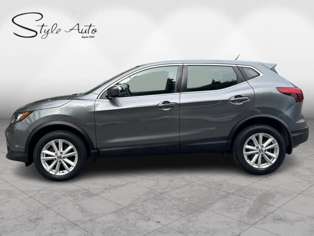 2019 Nissan Qashqai FWD S CVT Image principale