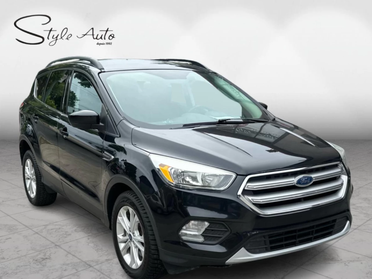 2017 Ford Escape 4WD 4dr SE Image principale