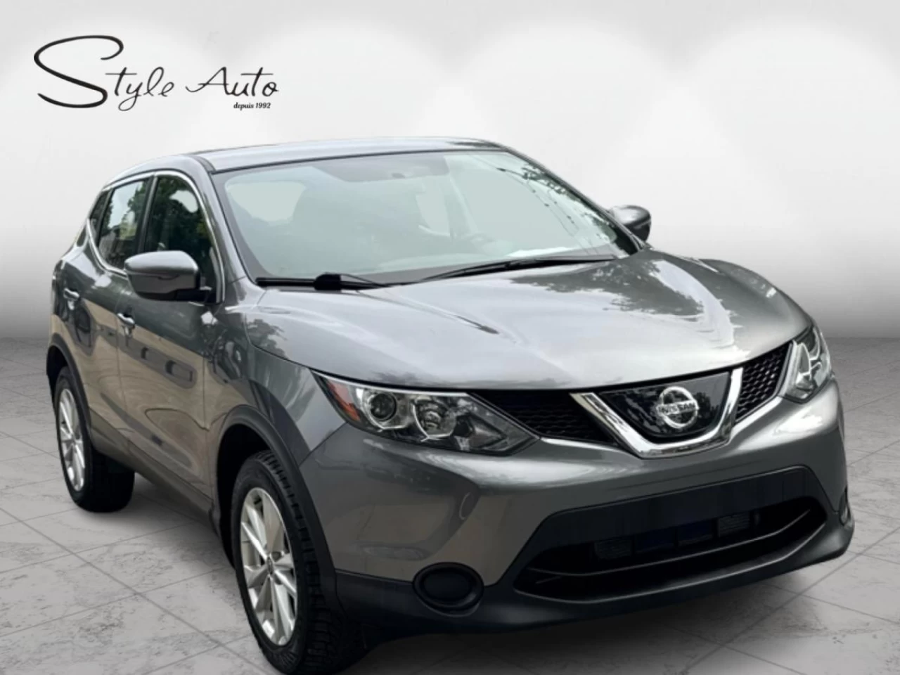 2019 Nissan Qashqai FWD S CVT Image principale