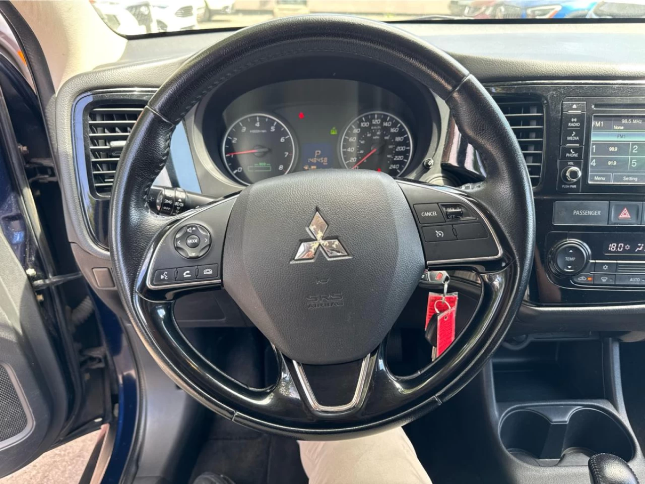 2016 Mitsubishi Outlander AWC 4dr ES Image principale