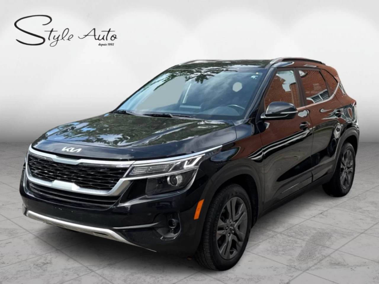 2023 Kia Seltos EX FWD Image principale