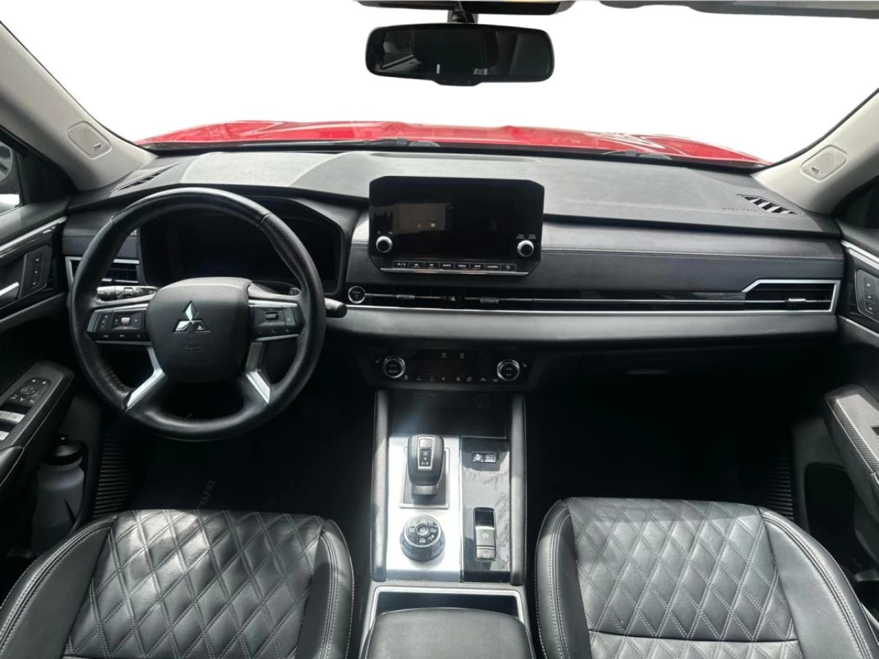 2024 Mitsubishi Outlander GT S-AWC hybride 7 pass Main Image