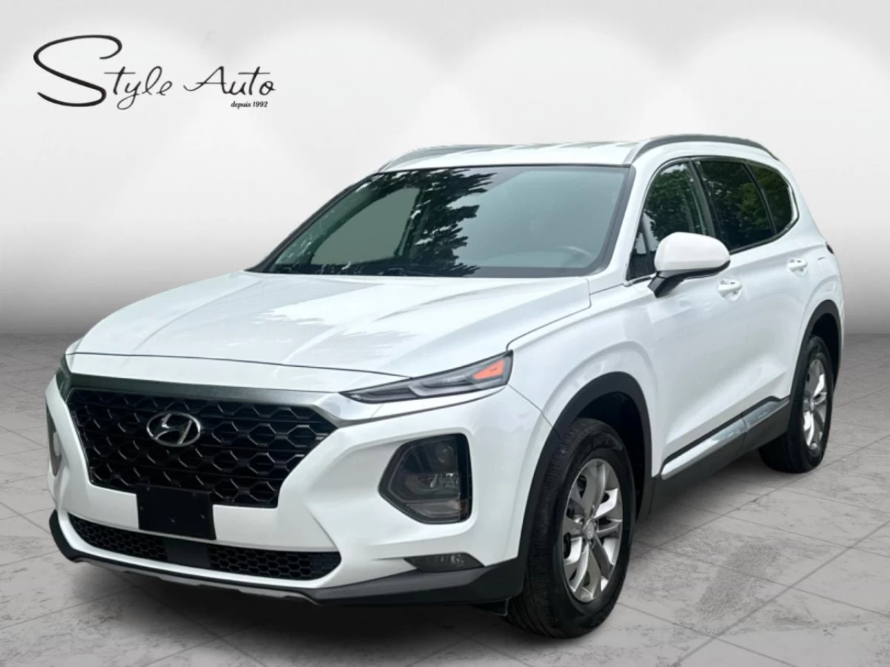 2020 Hyundai Santa Fe 2.4L Essential AWD Main Image