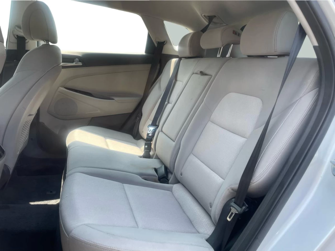 2017 Hyundai Tucson AWD 4dr 2.0L Main Image