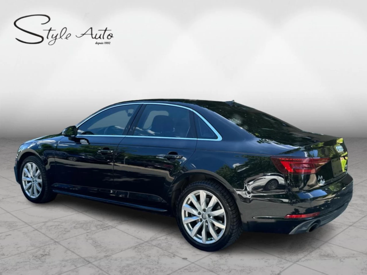 2018 Audi A4 2.0 TFSI quattro Komfort S tronic Image principale