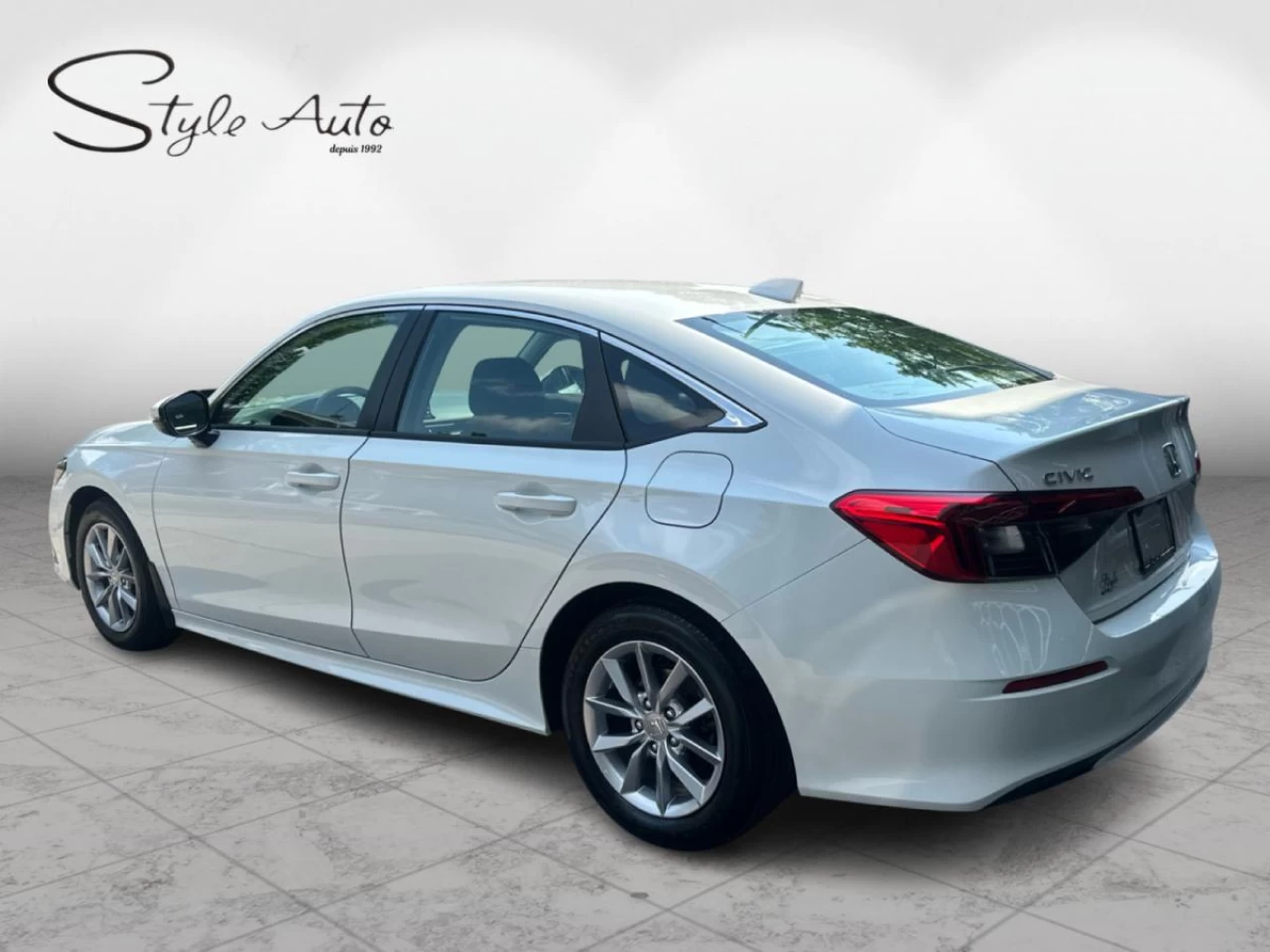 2023 Honda Civic EX CVT Sedan Main Image