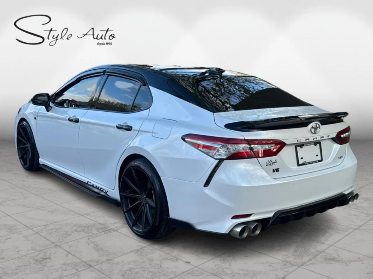2018 Toyota Camry XSE V6 Auto roof Cam Main Image