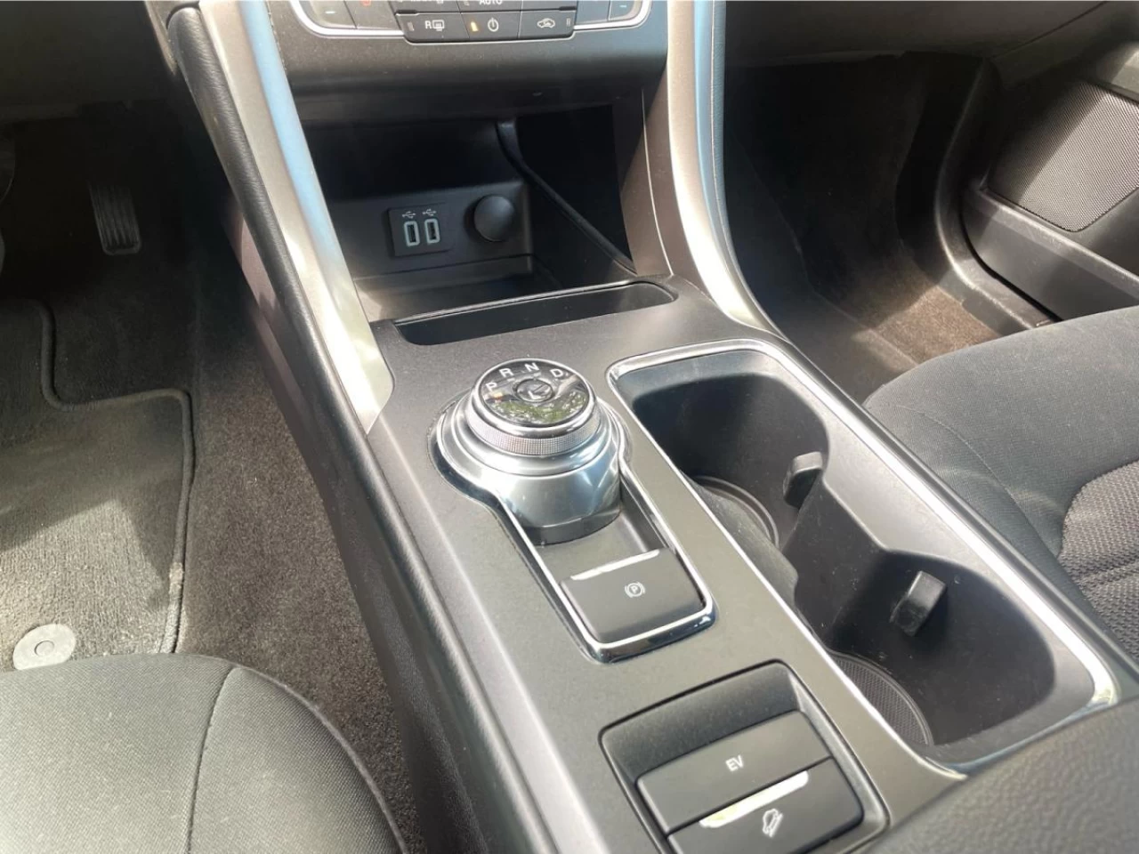 2019 Ford Fusion Energi SEL FWD Main Image