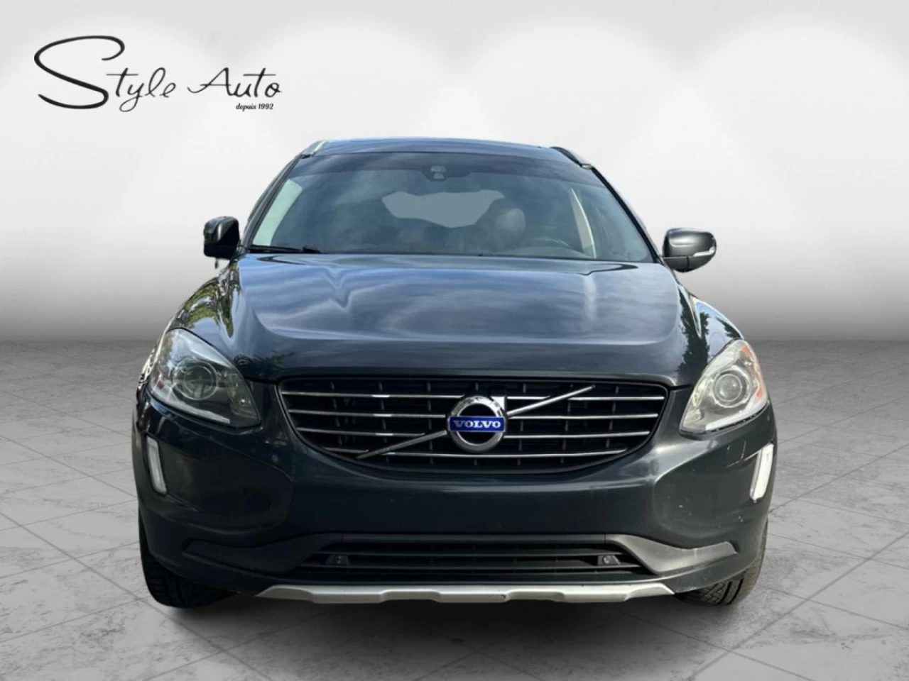 2015 Volvo XC60 AWD T6 Premier Plus Main Image