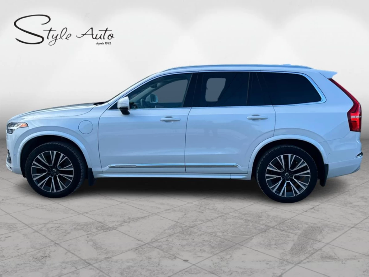 2022 Volvo XC90 T8 EAWD PHEV Inscription Expression Extended Range 7 pass Image principale