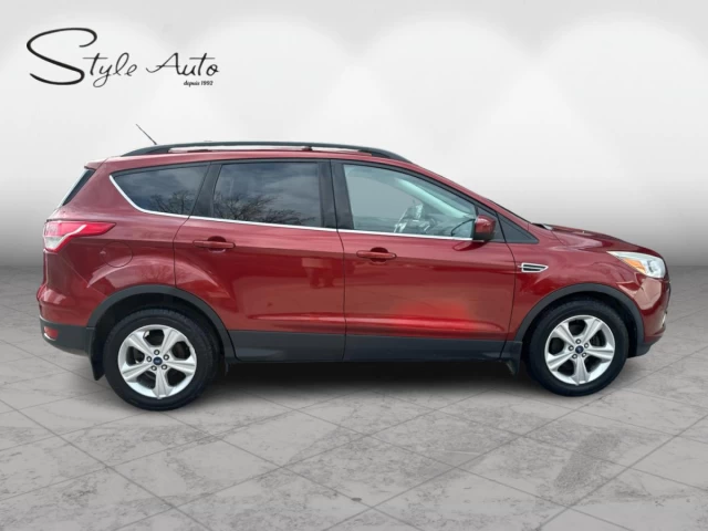 Ford Escape 4dr SE 2015