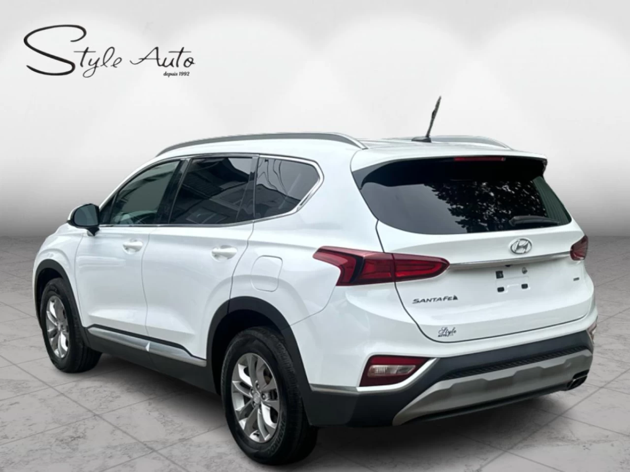 2020 Hyundai Santa Fe 2.4L Essential AWD Main Image