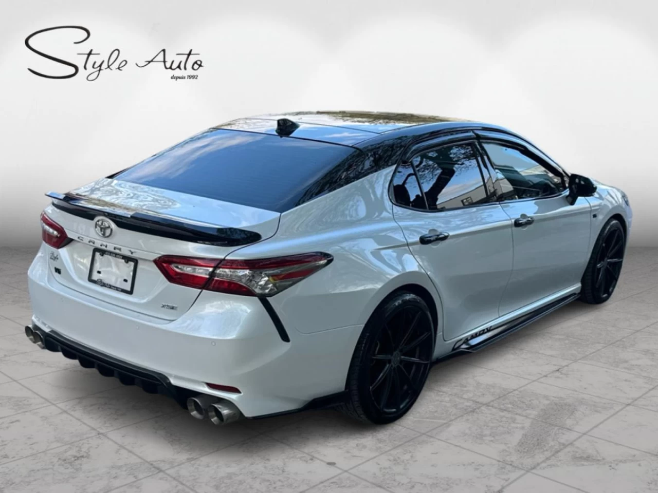 2018 Toyota Camry XSE V6 Auto roof Cam Main Image