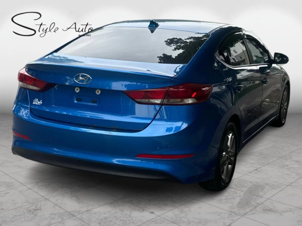 2018 Hyundai Elantra GL Auto Main Image
