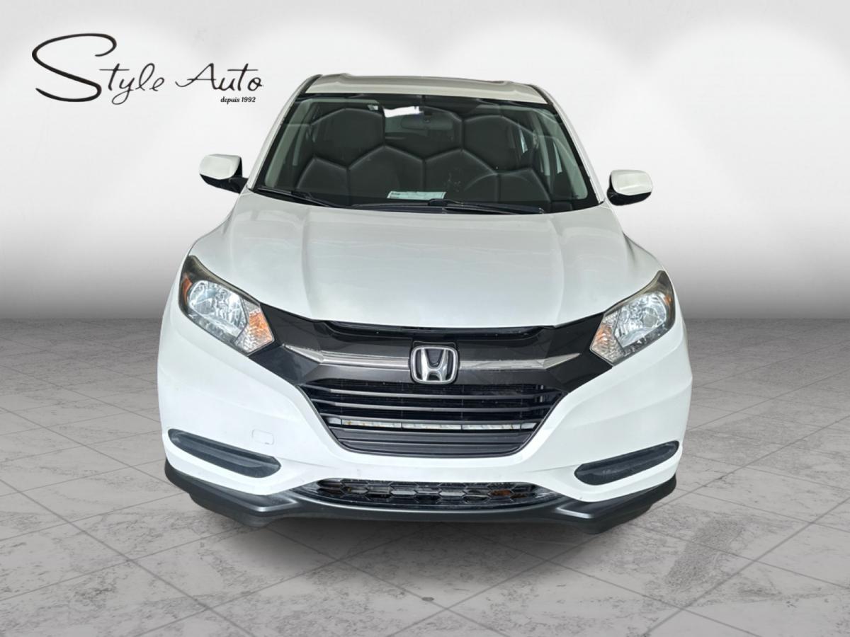 2016 Honda HR-V 4WD LX CVT Main Image