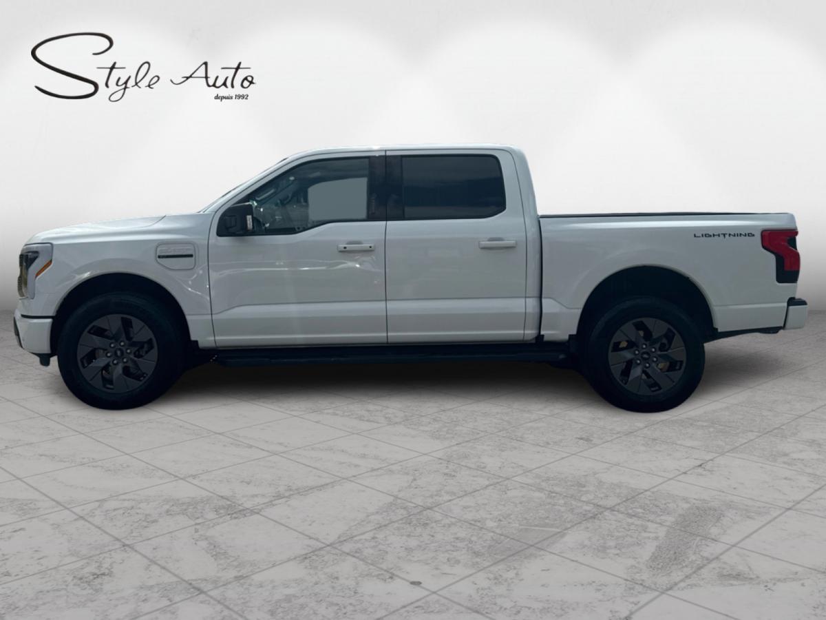 2023 Ford F-150 Lightning XLT Pro 4WD SuperCrew 5.5' Box Main Image
