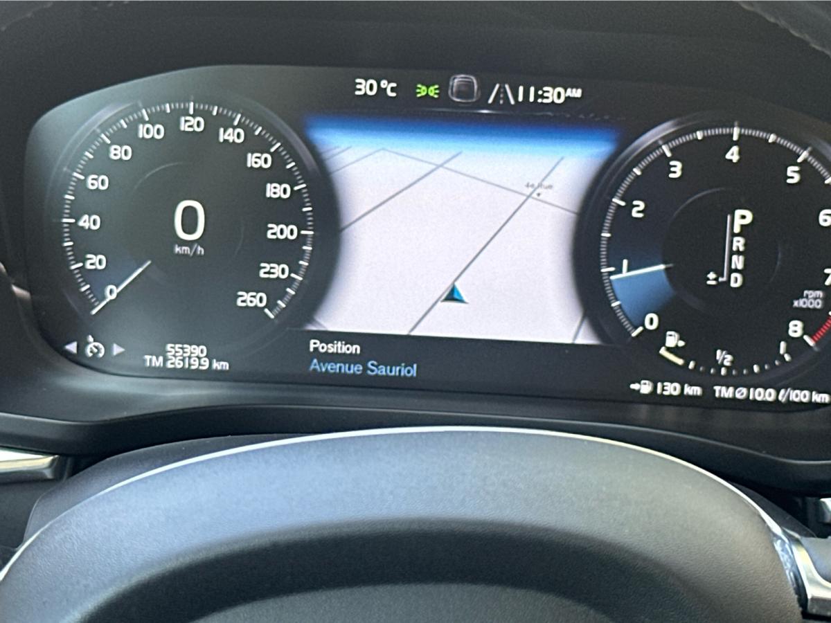 2021 Volvo XC60 T6 AWD Momentum Image principale