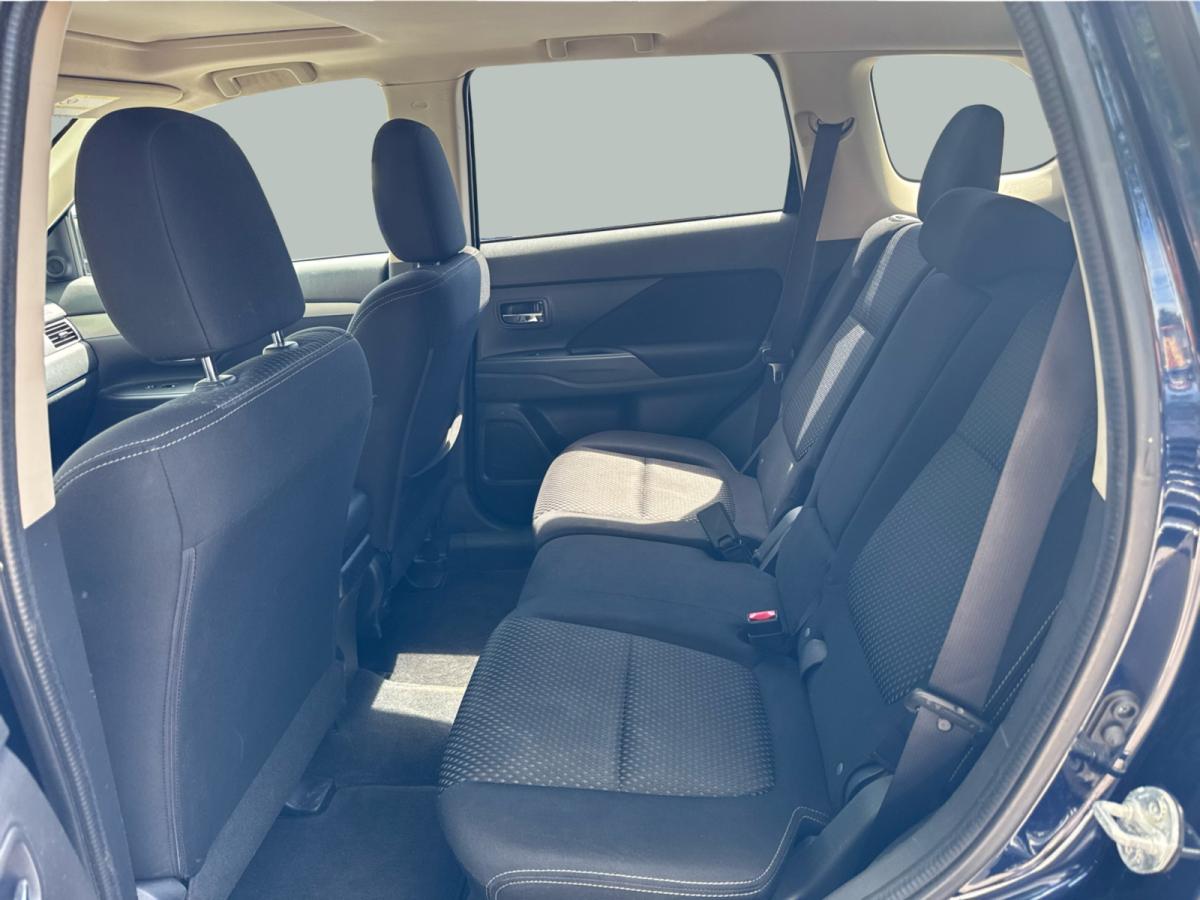2016 Mitsubishi Outlander AWC 4dr ES Image principale