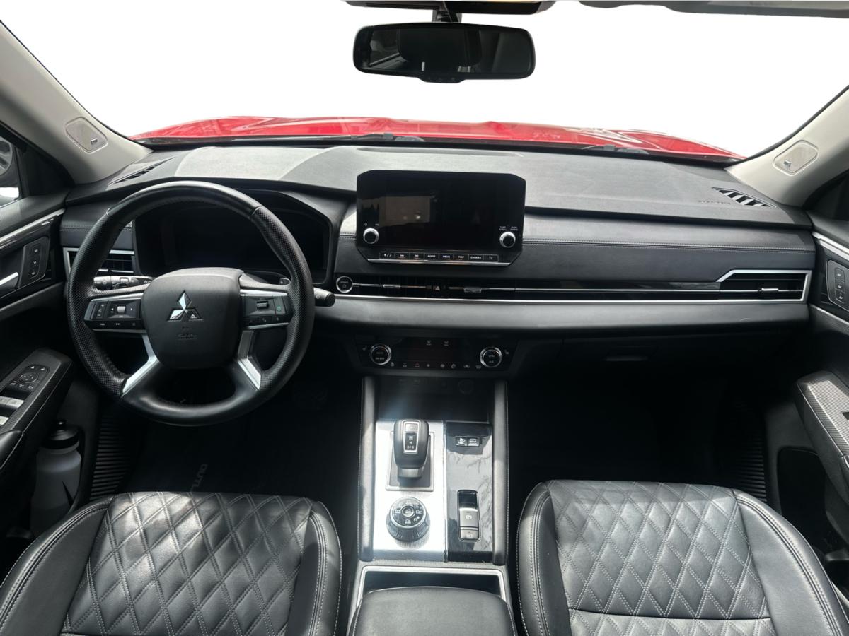 2024 Mitsubishi Outlander GT S-AWC hybride 7 pass Main Image