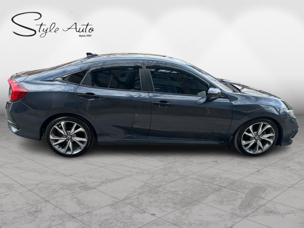 2019 Honda Civic Touring  Sedan Image principale