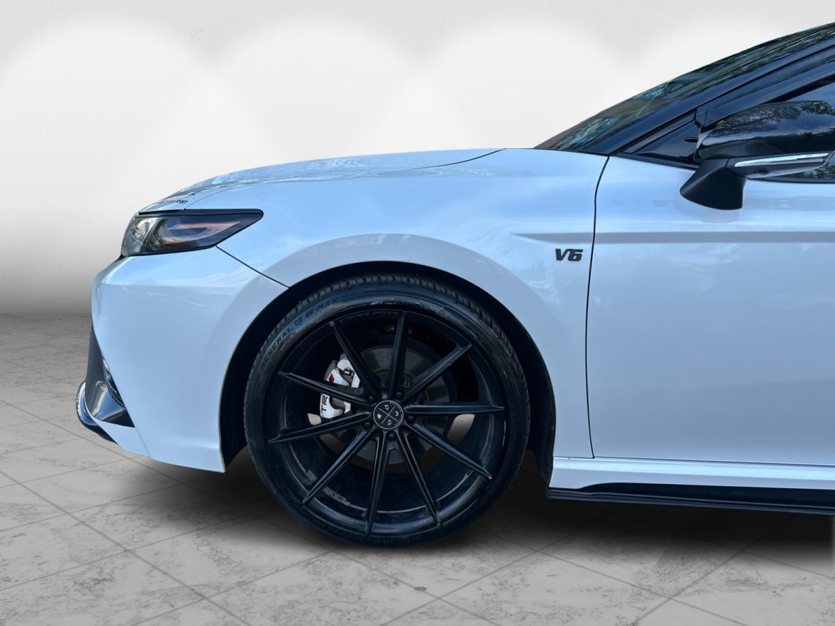 2018 Toyota Camry XSE V6 Auto roof Cam Main Image