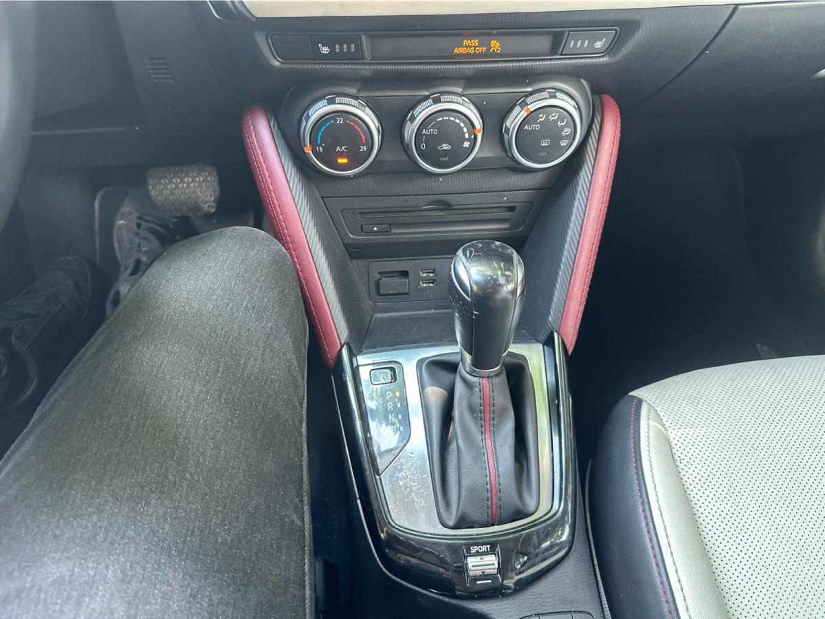 2017 Mazda CX-3 AWD 4dr GT Image principale